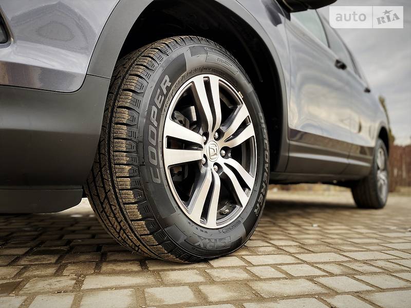 Позашляховик / Кросовер Honda Pilot 2016 в Чернівцях