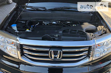 Позашляховик / Кросовер Honda Pilot 2012 в 