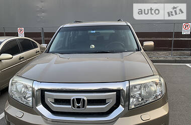 Позашляховик / Кросовер Honda Pilot 2008 в 