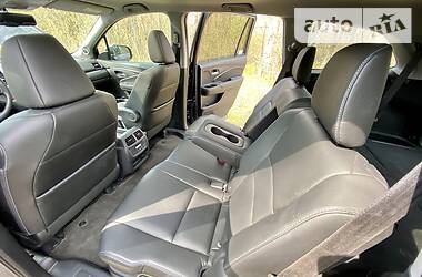 Позашляховик / Кросовер Honda Pilot 2016 в 