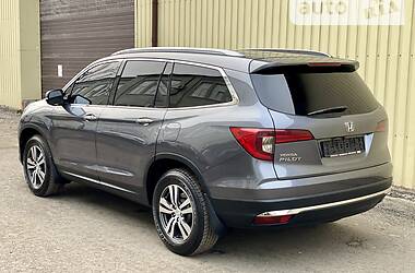 Внедорожник / Кроссовер Honda Pilot 2016 в 