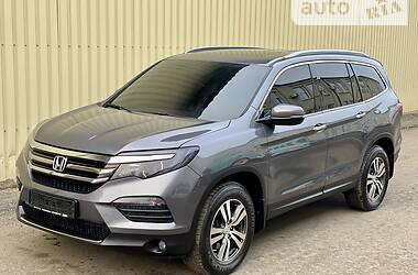 Внедорожник / Кроссовер Honda Pilot 2016 в 