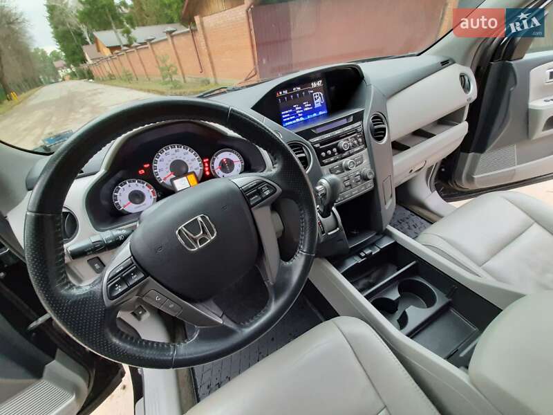 Внедорожник / Кроссовер Honda Pilot 2015 в Львове