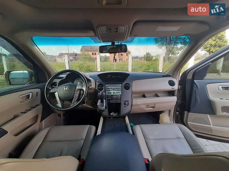 Внедорожник / Кроссовер Honda Pilot 2009 в Сторожинце
