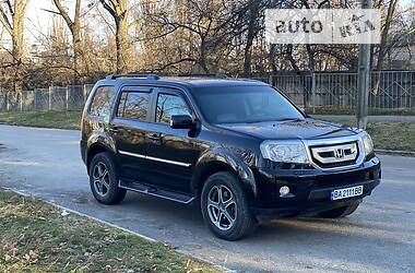 Позашляховик / Кросовер Honda Pilot 2009 в 