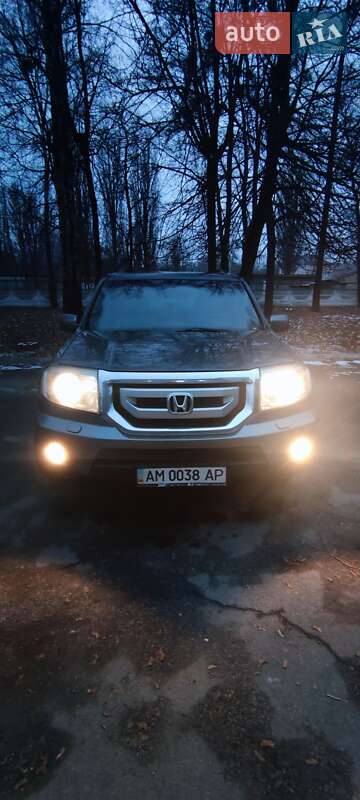 Внедорожник / Кроссовер Honda Pilot 2010 в Звягеле