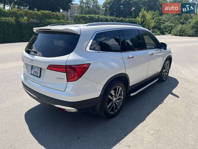 Позашляховик / Кросовер Honda Pilot 2017 в Дніпрі фото 14 Позашляховик / Кросовер Honda Pilot 2017 в Дніпрі