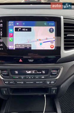 Внедорожник / Кроссовер Honda Pilot 2018 в 