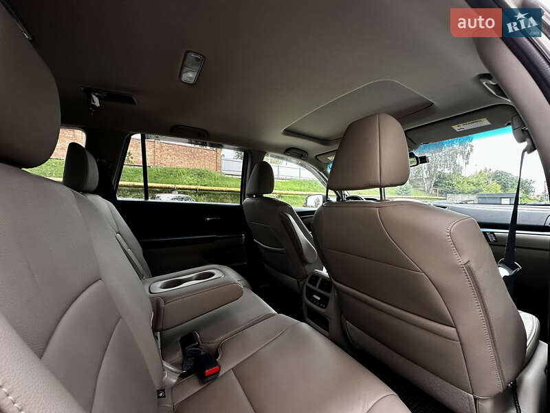 Внедорожник / Кроссовер Honda Pilot 2017 в Черновцах фото 17 Внедорожник / Кроссовер Honda Pilot 2017 в Черновцах