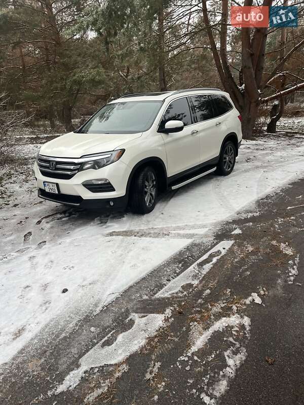 Позашляховик / Кросовер Honda Pilot 2017 в Дніпрі фото 51 Позашляховик / Кросовер Honda Pilot 2017 в Дніпрі
