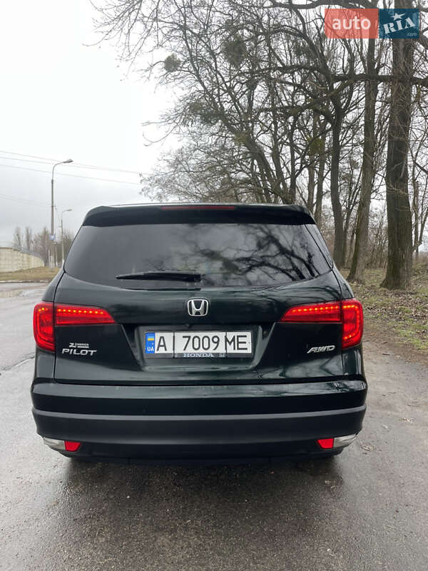 Позашляховик / Кросовер Honda Pilot 2016 в Фастові