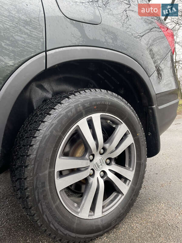 Позашляховик / Кросовер Honda Pilot 2016 в Фастові