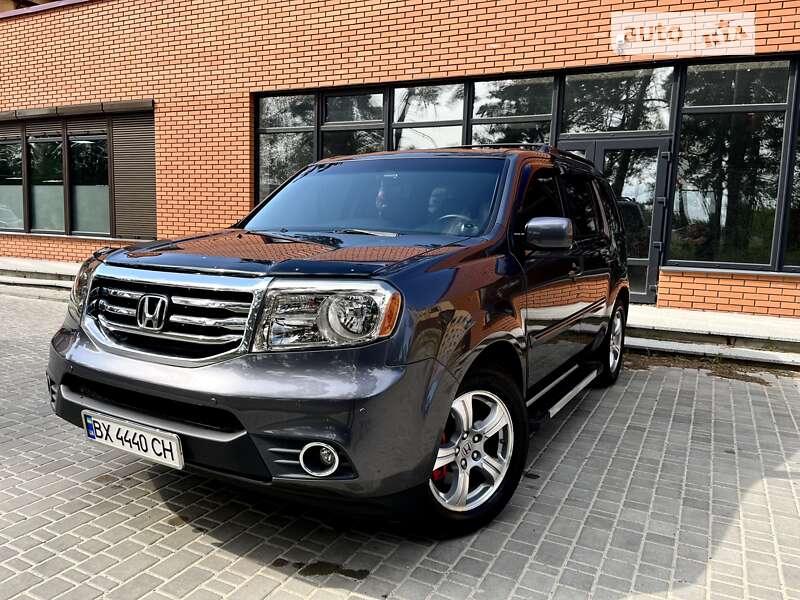 Внедорожник / Кроссовер Honda Pilot 2015 в 