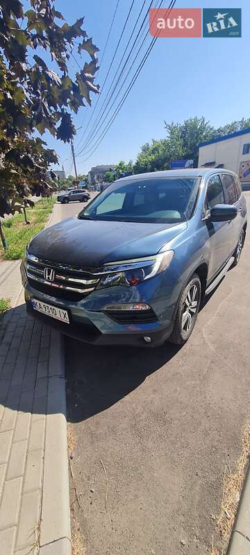 Внедорожник / Кроссовер Honda Pilot 2016 в Черкассах