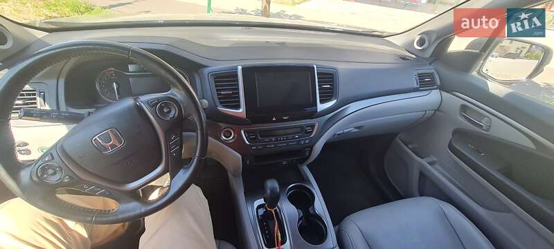Внедорожник / Кроссовер Honda Pilot 2016 в Черкассах