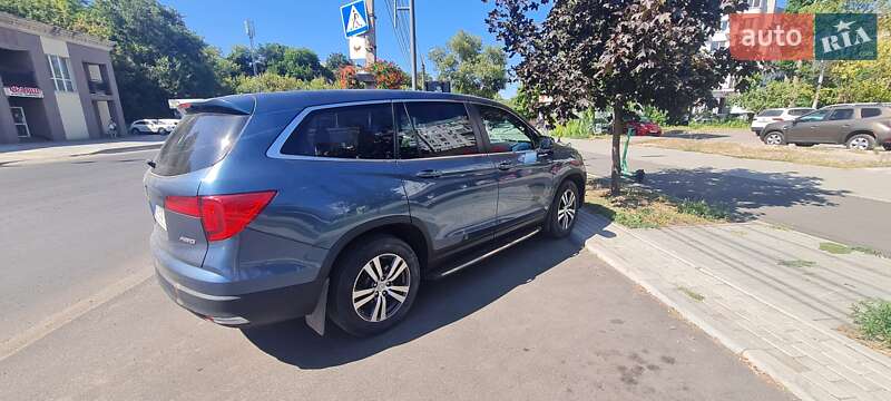 Внедорожник / Кроссовер Honda Pilot 2016 в Черкассах