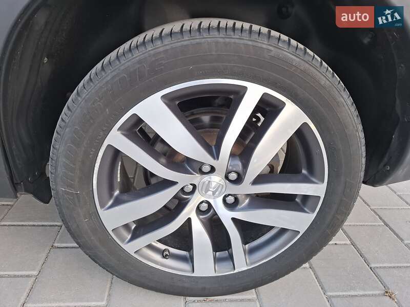 Внедорожник / Кроссовер Honda Pilot 2017 в Черкассах