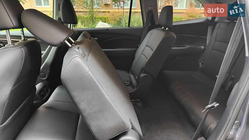 Внедорожник / Кроссовер Honda Pilot 2021 в Киеве