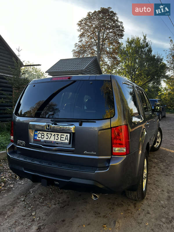 Внедорожник / Кроссовер Honda Pilot 2014 в Чернигове