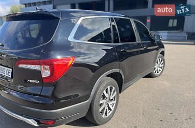 Внедорожник / Кроссовер Honda Pilot 2018 в 