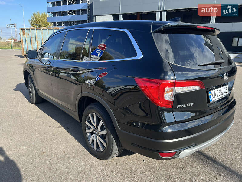 Внедорожник / Кроссовер Honda Pilot 2018 в Киеве