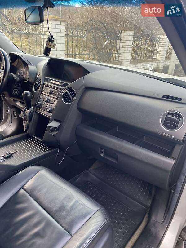 Внедорожник / Кроссовер Honda Pilot 2012 в Ивано-Франковске