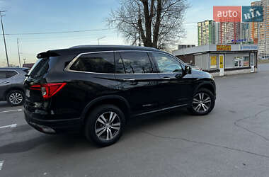 Внедорожник / Кроссовер Honda Pilot 2017 в Киеве