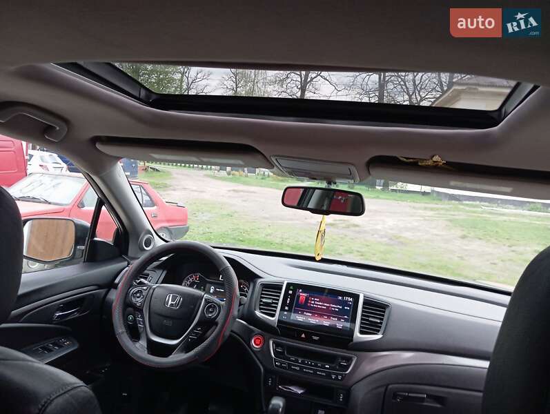 Внедорожник / Кроссовер Honda Pilot 2016 в Ровно