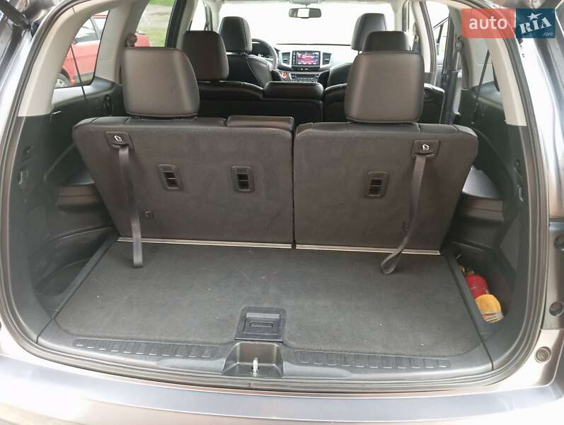 Внедорожник / Кроссовер Honda Pilot 2016 в Ровно