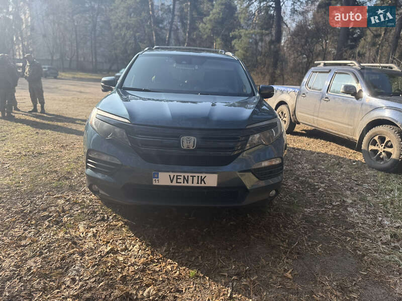 Внедорожник / Кроссовер Honda Pilot 2017 в Киеве