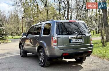 Позашляховик / Кросовер Honda Pilot 2009 в 