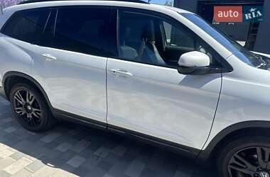 Внедорожник / Кроссовер Honda Pilot 2021 в 