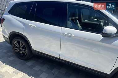 Внедорожник / Кроссовер Honda Pilot 2021 в 