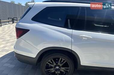 Внедорожник / Кроссовер Honda Pilot 2021 в 