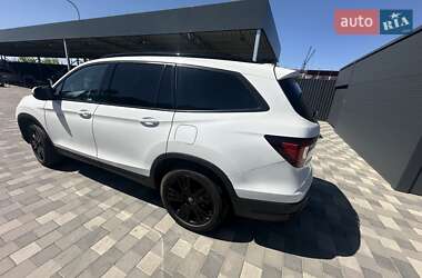 Внедорожник / Кроссовер Honda Pilot 2021 в 
