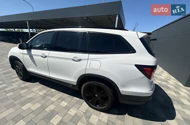 Внедорожник / Кроссовер Honda Pilot 2021 в 