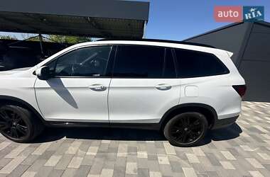 Внедорожник / Кроссовер Honda Pilot 2021 в 