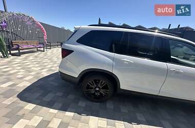 Внедорожник / Кроссовер Honda Pilot 2021 в 