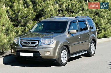Позашляховик / Кросовер Honda Pilot 2009 в 