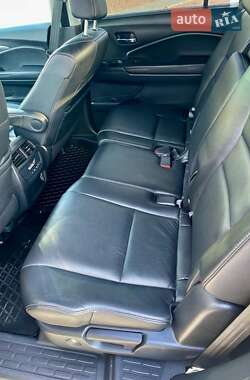 Внедорожник / Кроссовер Honda Pilot 2019 в 