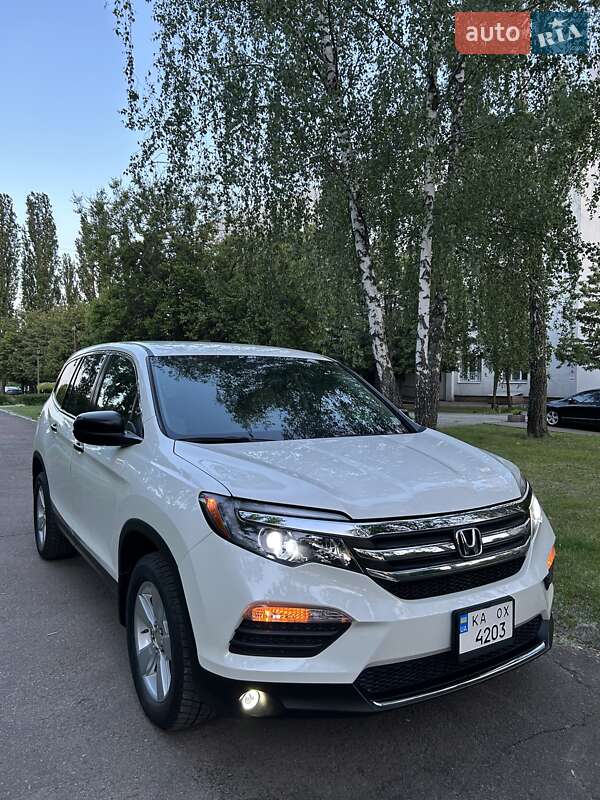 Внедорожник / Кроссовер Honda Pilot 2018 в Киеве