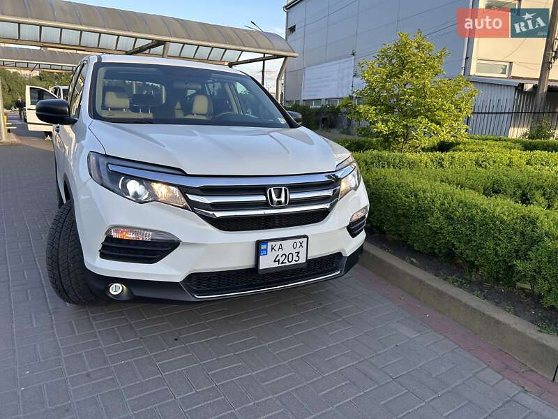 Внедорожник / Кроссовер Honda Pilot 2018 в Киеве