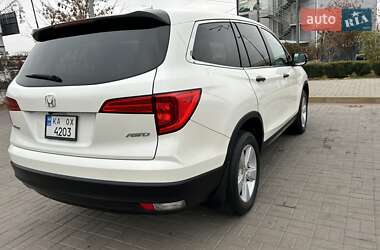 Внедорожник / Кроссовер Honda Pilot 2018 в 