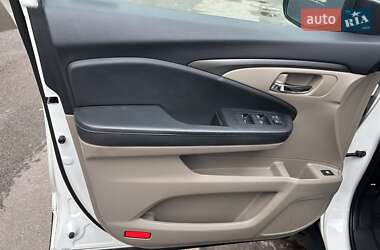 Внедорожник / Кроссовер Honda Pilot 2018 в 