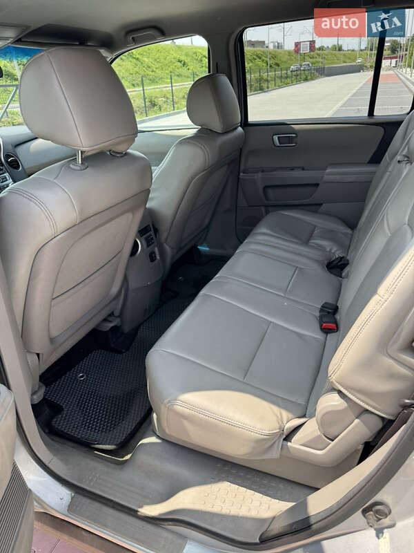 Внедорожник / Кроссовер Honda Pilot 2012 в Ирпене