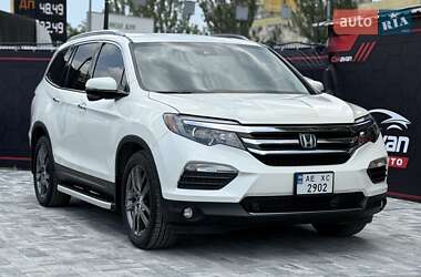 Внедорожник / Кроссовер Honda Pilot 2017 в Днепре
