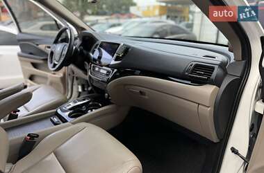 Внедорожник / Кроссовер Honda Pilot 2017 в 