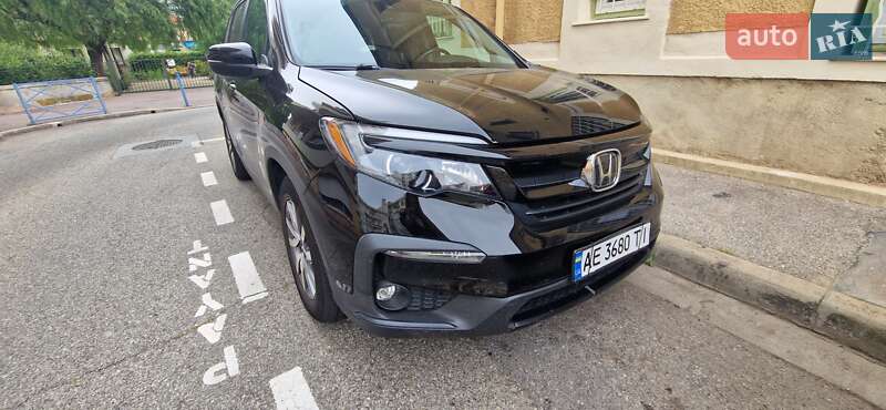 Внедорожник / Кроссовер Honda Pilot 2018 в Днепре