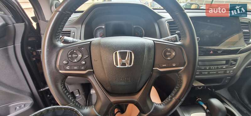 Внедорожник / Кроссовер Honda Pilot 2018 в Днепре