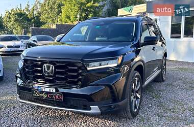 Внедорожник / Кроссовер Honda Pilot 2024 в 